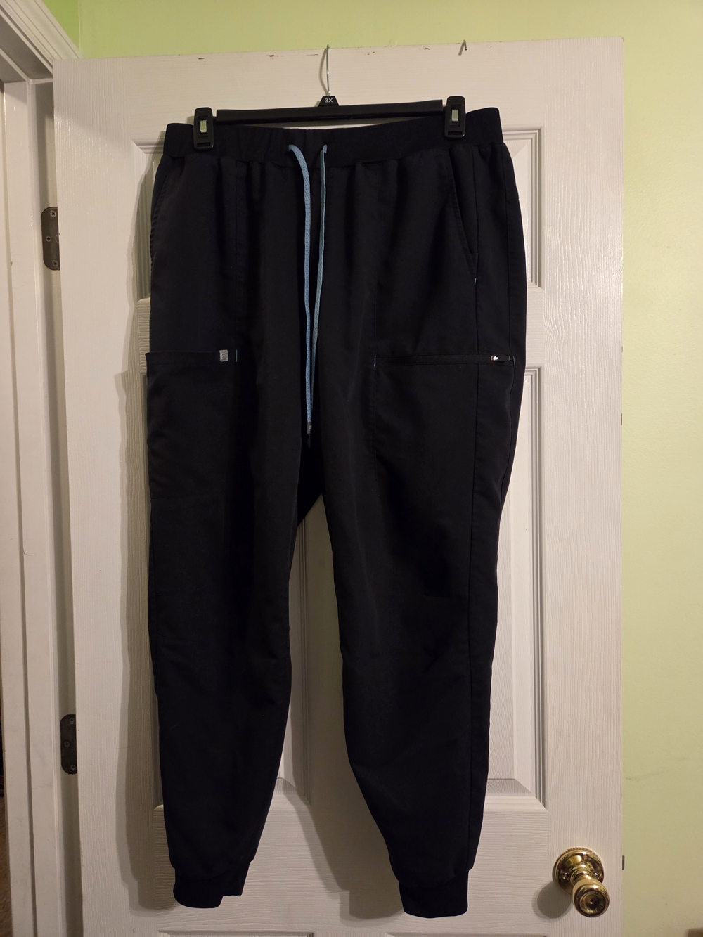 Fabletics Women's Black Scrub Joggers with Light Blue Drawstring Size XXL